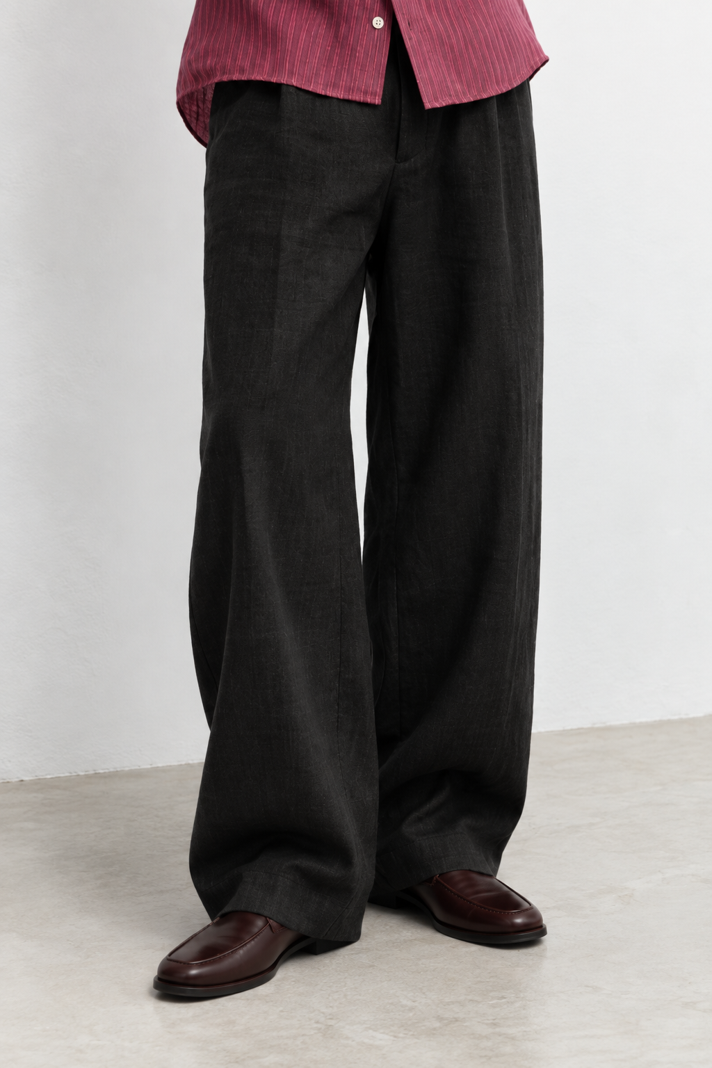 Wide fit 100% linen trousers - worn black
