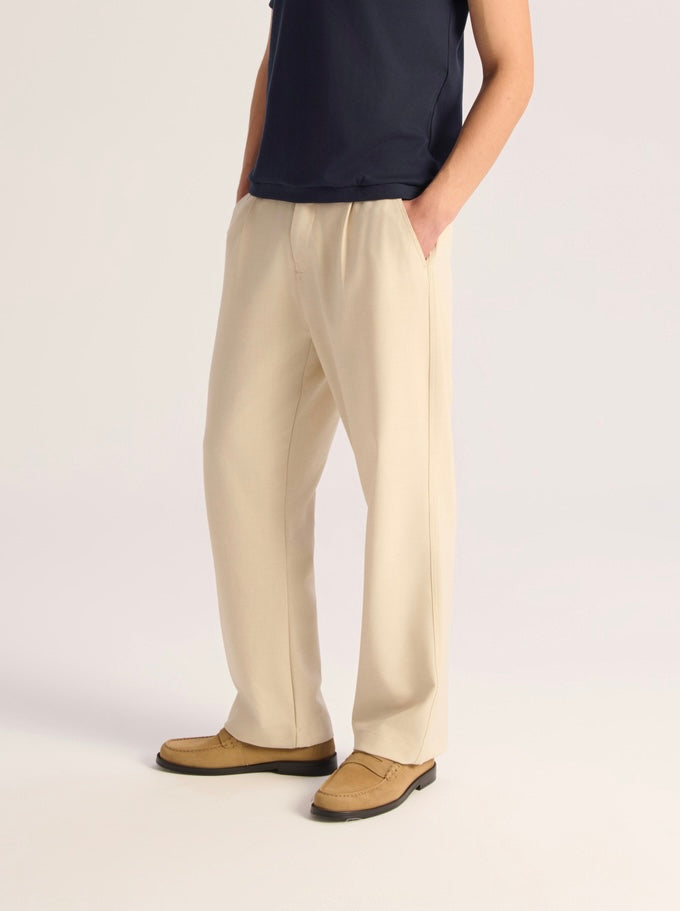 Wide fit pleated trousers